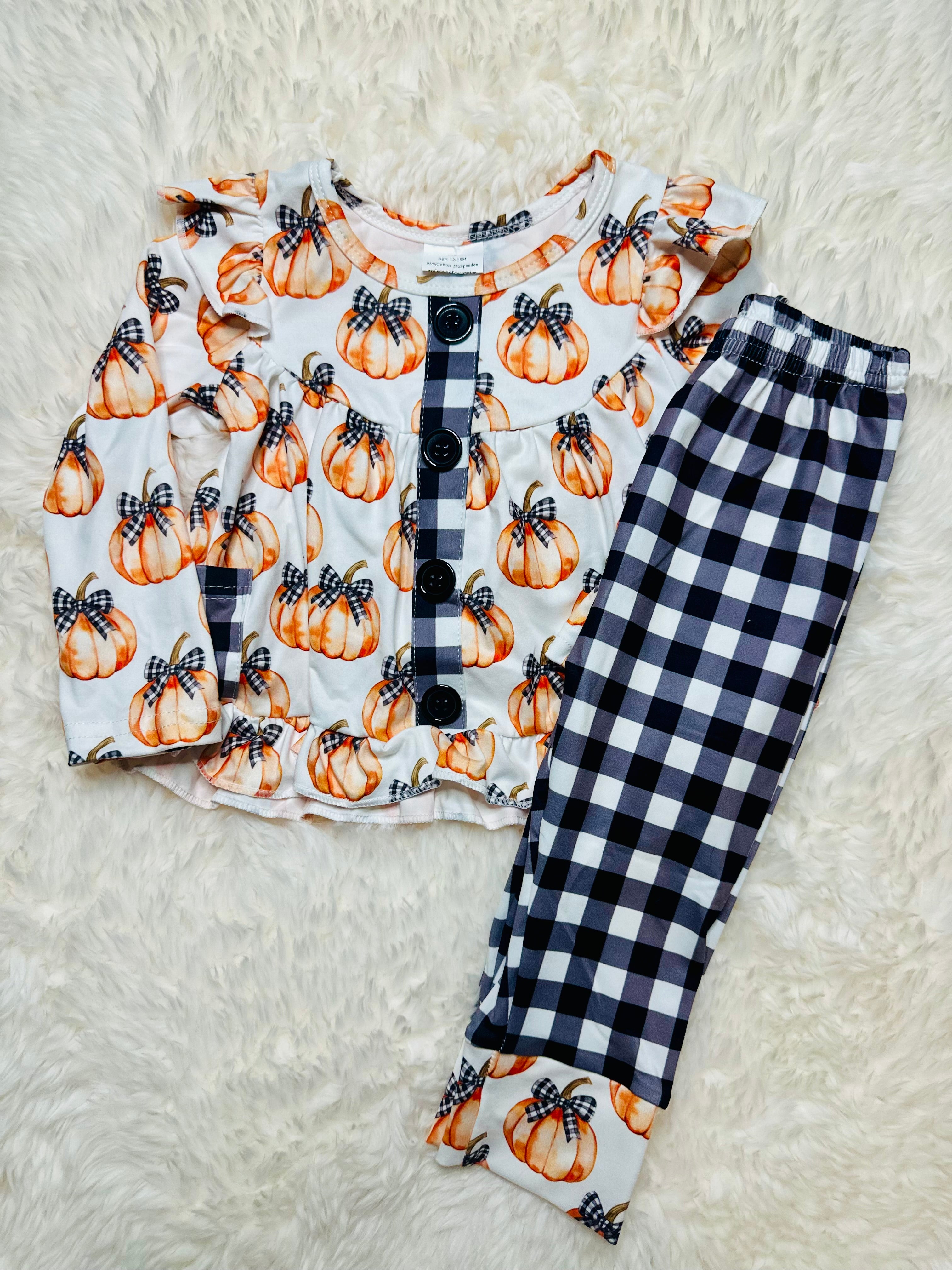 Buffalo Plaid Pumpkin Set